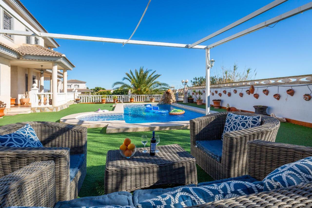 Fidalsa White House Premium Villa Tángel Екстериор снимка