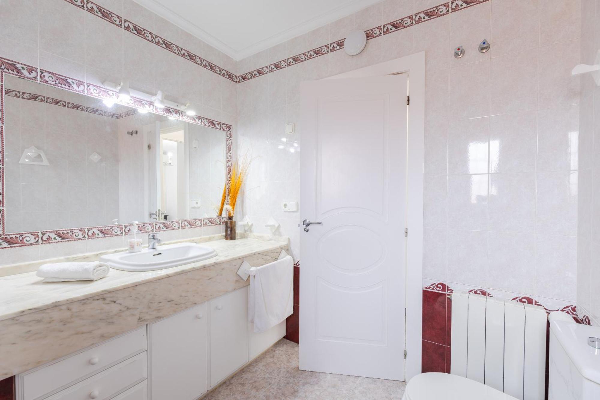 Fidalsa White House Premium Villa Tángel Екстериор снимка