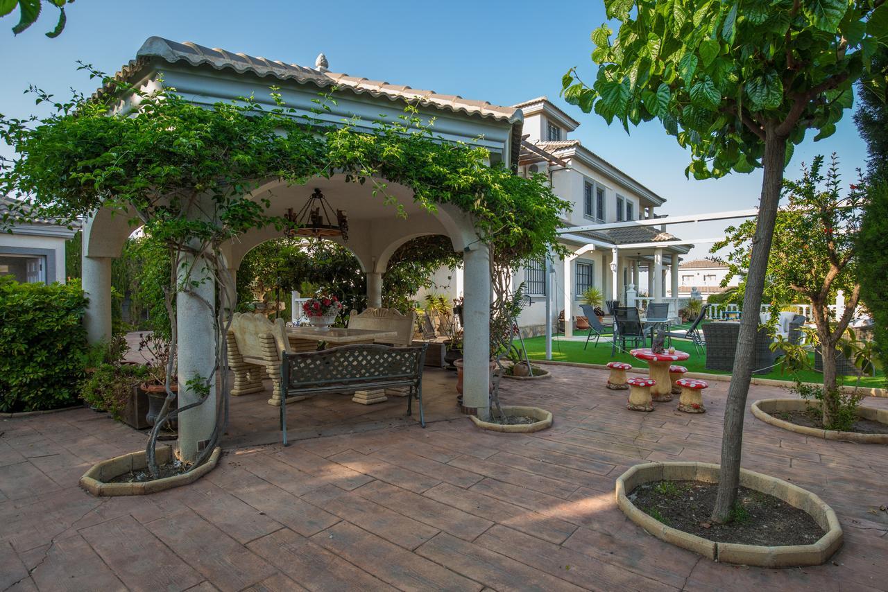 Fidalsa White House Premium Villa Tángel Екстериор снимка